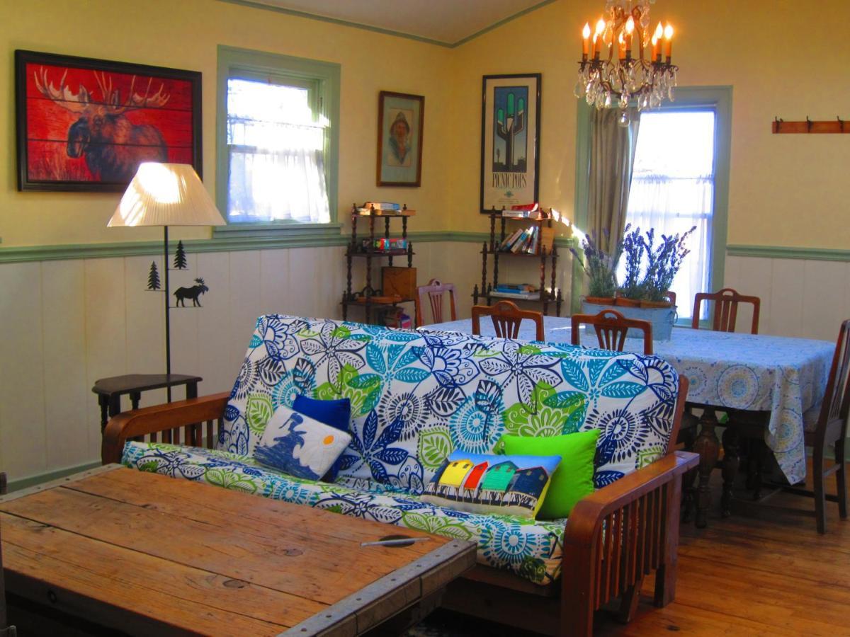Clementine'S Guest House & Vacation Rentals Astoria Exterior photo
